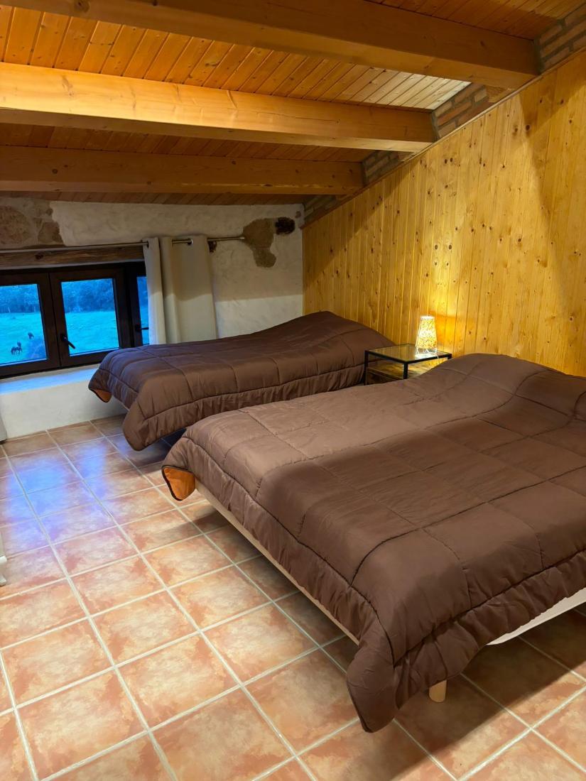 Habitació Ribera Salada de la casa rural Angrill (foto 1 de 5)
