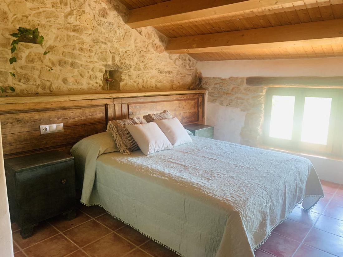 Habitació Riu Fred de la casa rural Angrill (foto 3 de 7)