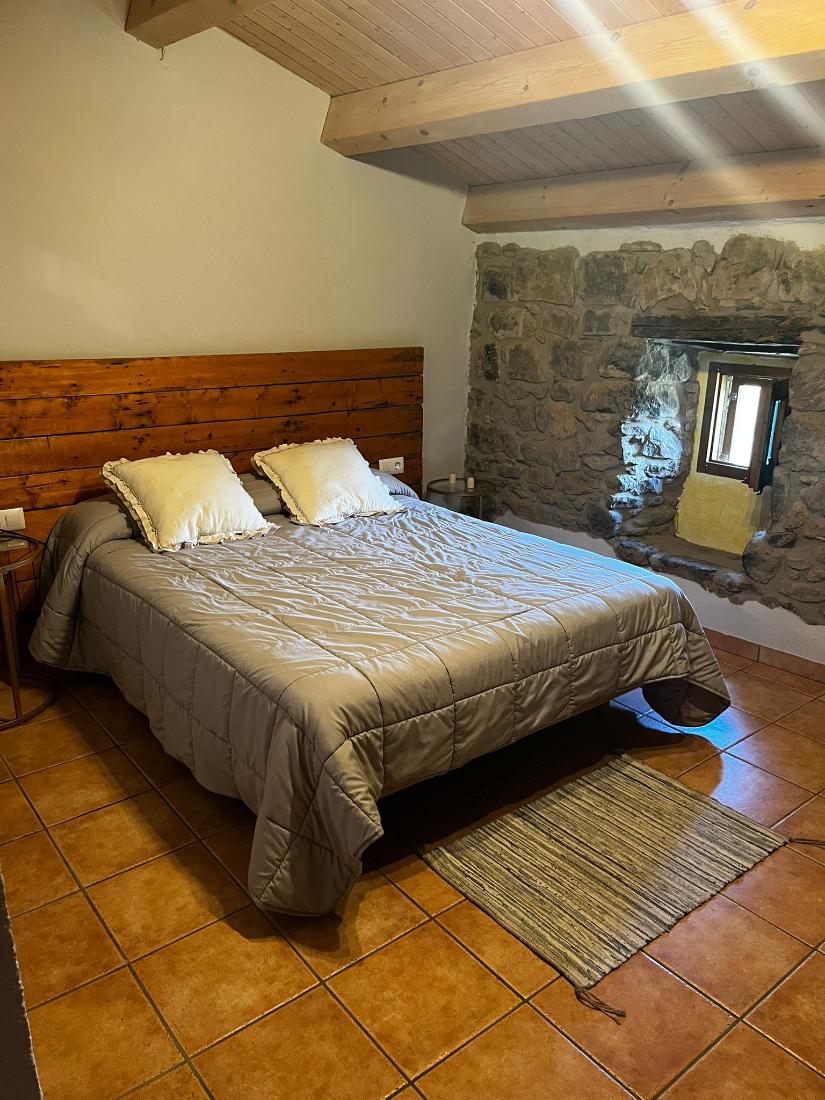 Habitació Riuet de la Plana de la casa rural Angrill (foto 1 de 2)